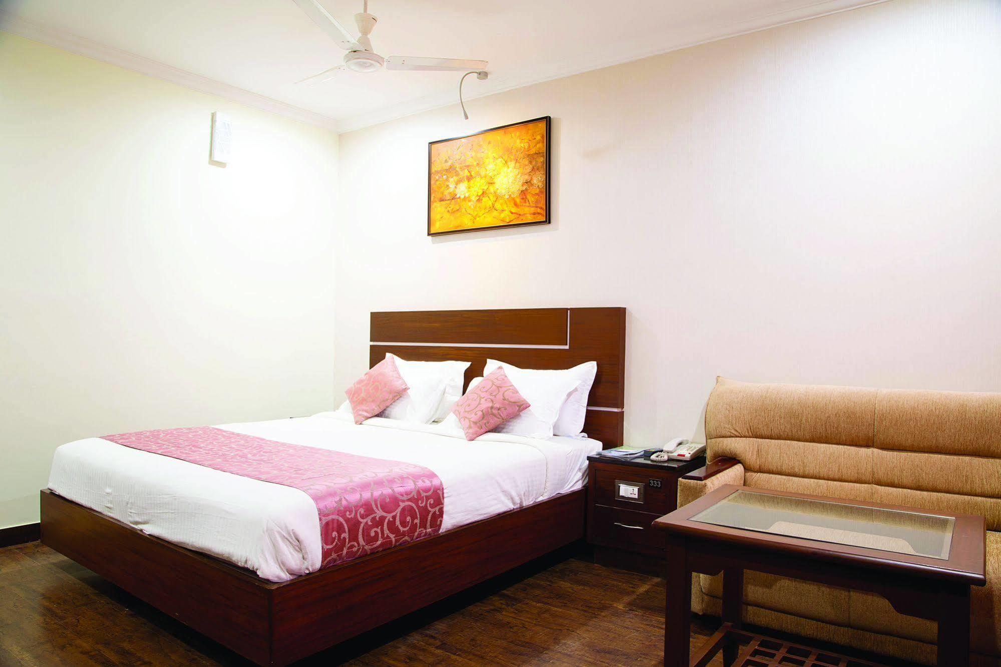 Ramyas Hotels Tiruchirappalli Εξωτερικό φωτογραφία